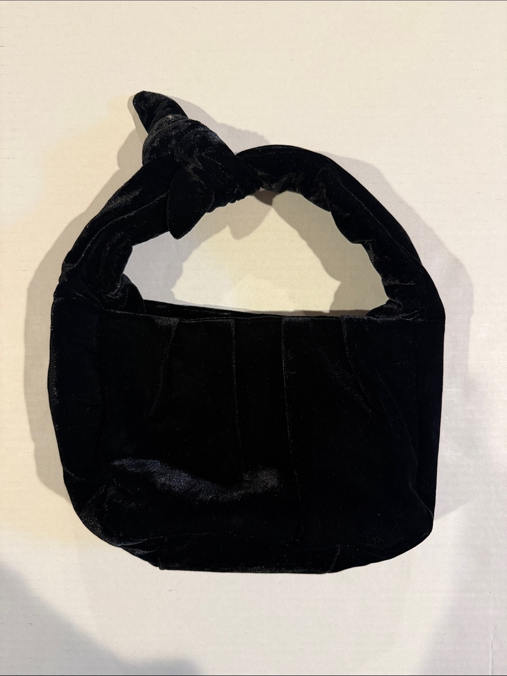 Black Velvet Knot-Handle Shoulder Bag
